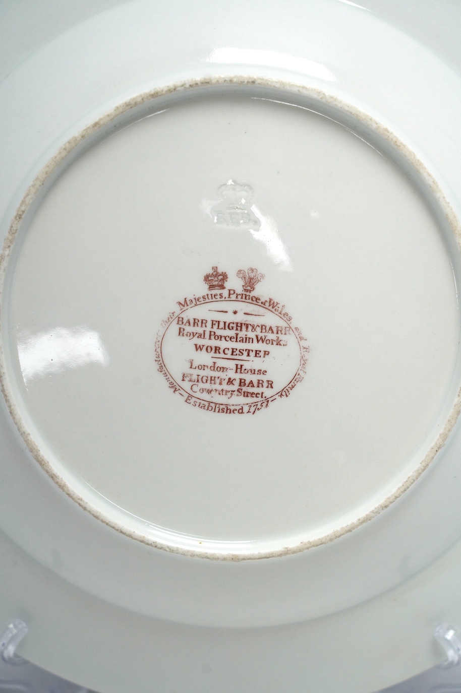 A Flight Barr & Barr Worcester Earl of Tankerville armorial plate, 25cm diameter. Condition - fair to good, some light scratching